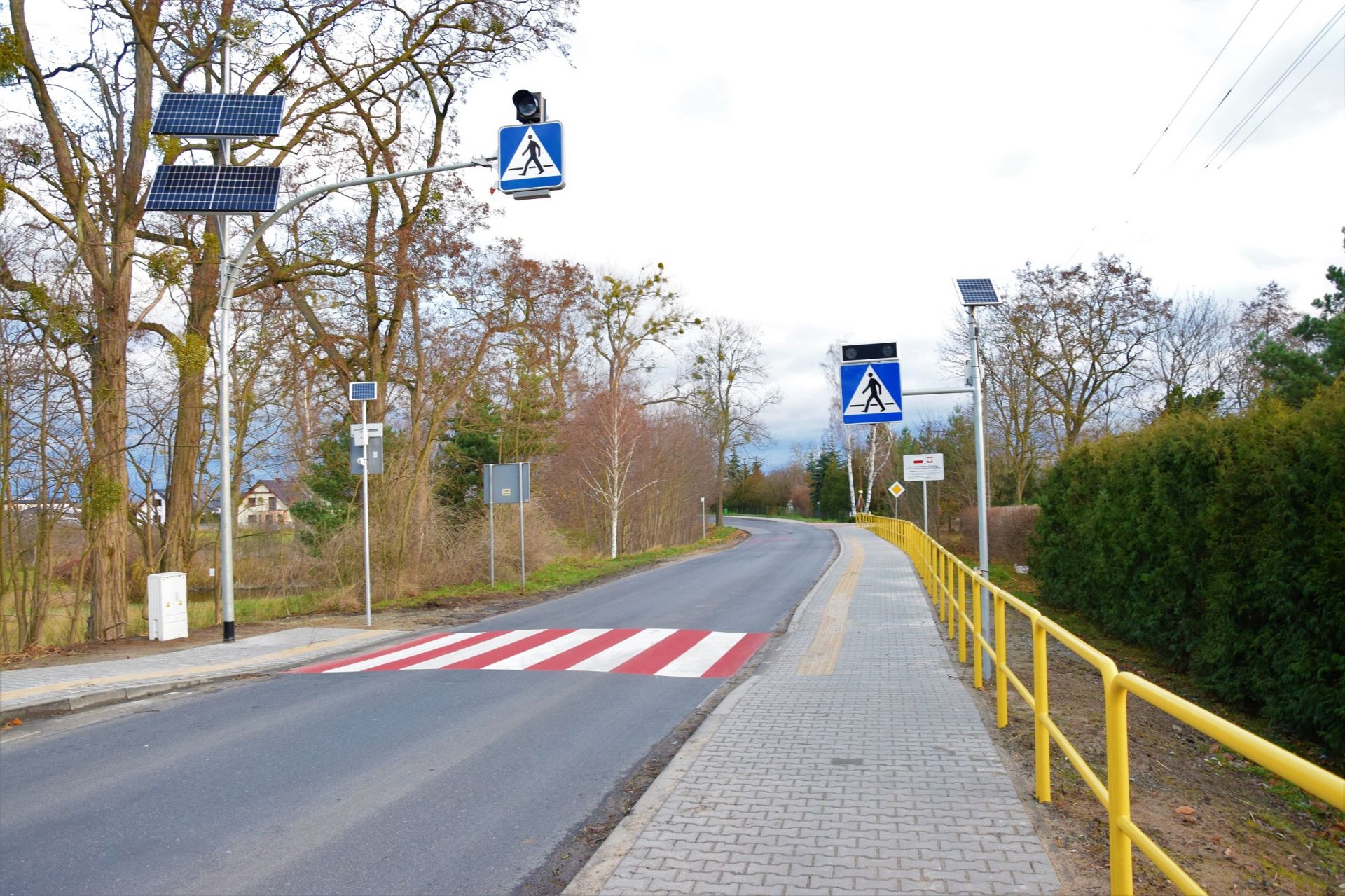 Nowe przejście dla pieszych w Grzebienisku 