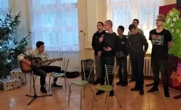 Mieszkańcy wronieckiego Internatu odwiedzili DPS w Nowej Wsi