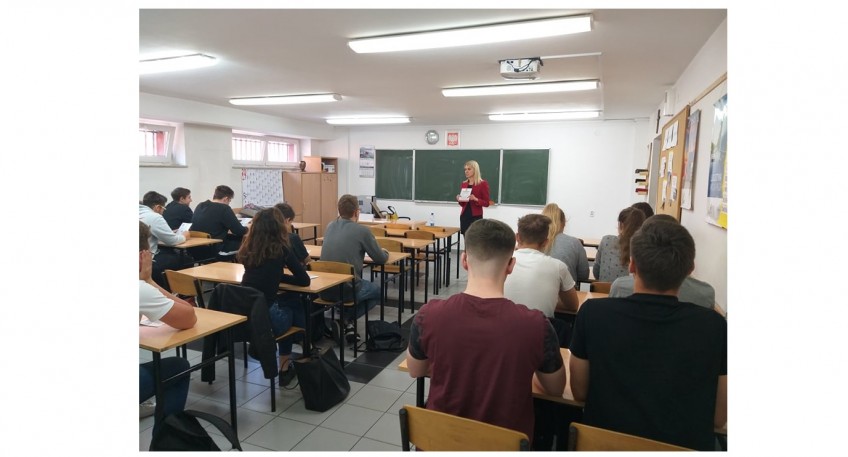 Edukacja prawna dla szkół średnich