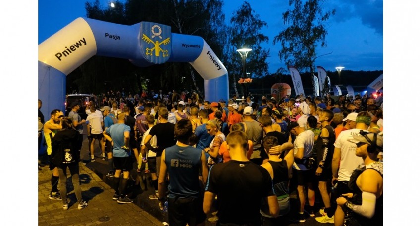 Nocny Dyliżans wyruszył z Pniewskich Łazienek