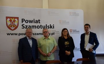 Podpisanie umów na realizację w Powiecie Szamotulskim „Programu Wyrównywania Różnic Między Regionami III” w 2021 r.