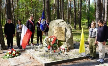 Integracyjny Rajd Pamięci do Grobów Kobylnickich