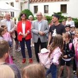 Festyn z okazji pierwszego dnia lata - otwarcie wystawy w Galerii POD Halszką
