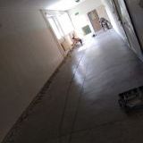 Trwa modernizacja korytarzy Zespołu Szkół nr 2 we Wronkach