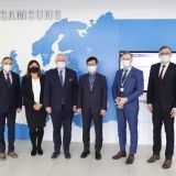 Spotkanie przedstawicieli powiatu w Samsung Electronics Poland Manufacturing