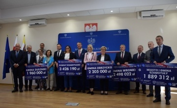 Włodarze na spotkaniu  (4)