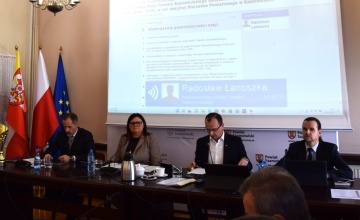 XXXVII sesja Rady Powiatu Szamotulskiego  (2)