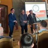 Członek Zarządu Powiatu Szamotulskiego Kazimierz Michalak oraz Przewodnicząca Komisji Oświaty Rady Powiatu Maria Przybylska.