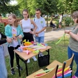 Wolontariusze przygotowują atrakcje 