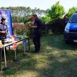 Stoisko policyjne z radiowozem