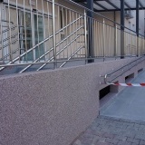 prace końcowe przy nowym wejściu do dubynku SP ZOZ