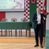 Dyrektor Powiatowego Urzędu Pracy Jolanta Gałkowska w czasie prezentacji