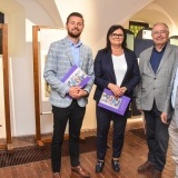 Starosta Szamotulski Beata Hanyżak, Wicestarosta Szamotulski Przemysław Nowak oraz Członkowie Zarządu: Michał Chojara i Szymon Erenc podczas wystawy w Muzeum Zamek Górków